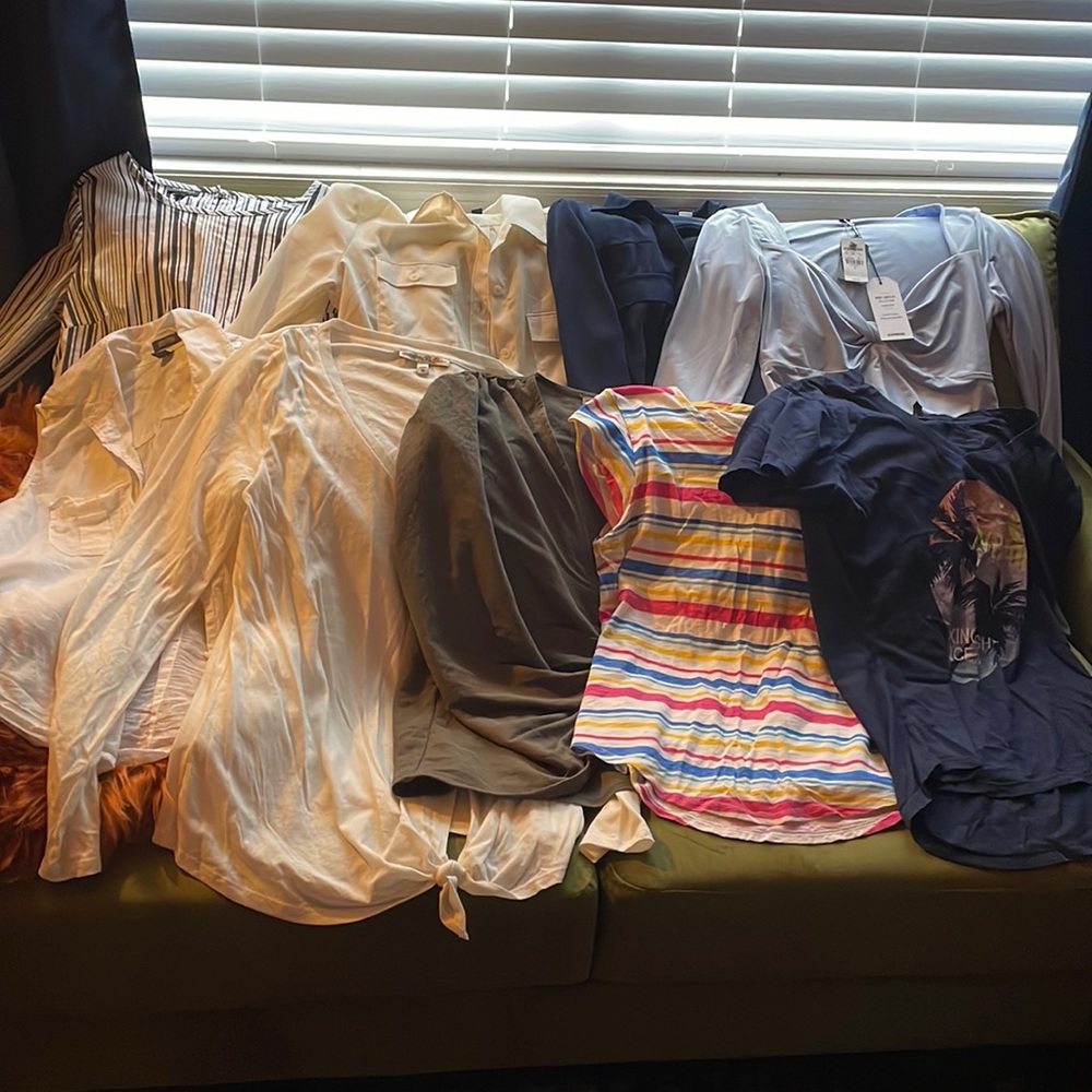 Bundle of Shirts Sz S and XS Banana Republic, NY&C, Zara